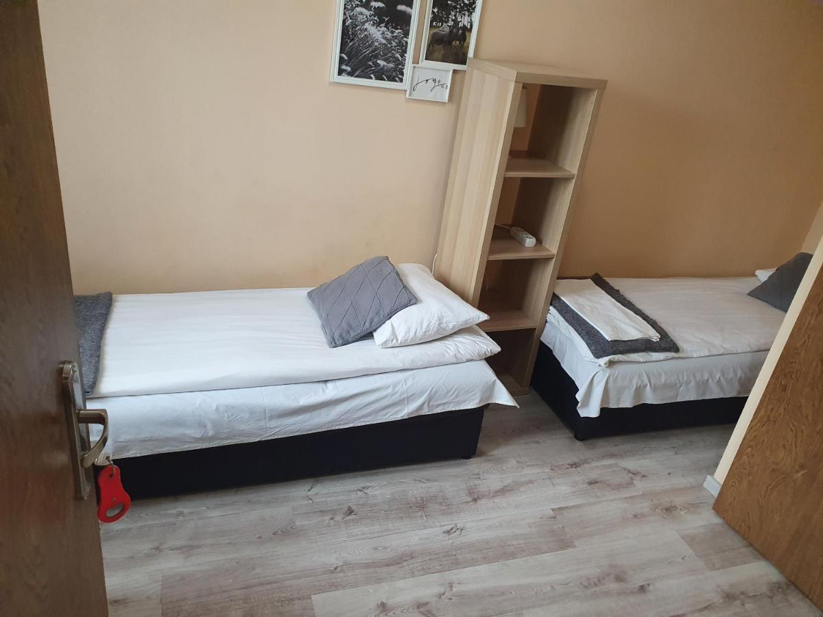 U Joanny Acomodação com café da manhã Piaseczno  Exterior foto